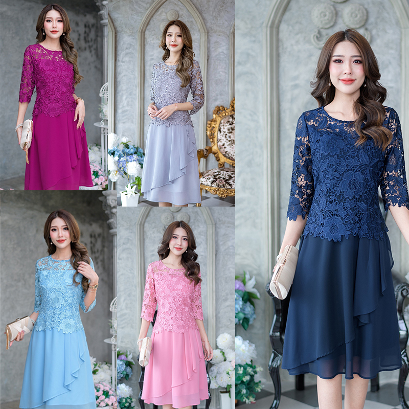 kudapy เดรสสั้นสีชมพูม่วงเข้ม/ชมพู/สีฟ้า/สีเทา/สีกรม ลูกไม้แสนสวยดีไซน์หวาน ตัดเย็บด้วยผ้าลูกไม้เนื้อเงาทอเนื้อแน่นหนาคัดเกรดอย่างดี