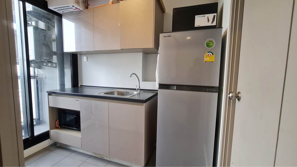 ปล่อยเช่าคอนโด The Politan Rive (เดอะ โพลิแทน รีฟ) - วิวแม่น้ำชั้นสูง 1ห้องนอน 1ห้องครัว 1ห้องน้ำ 1ห้องนั่งเล่น - ใกล้ MRTพระนั่งเกล้า - ขนาดห้อง 26 ตรม. ชั้น 29