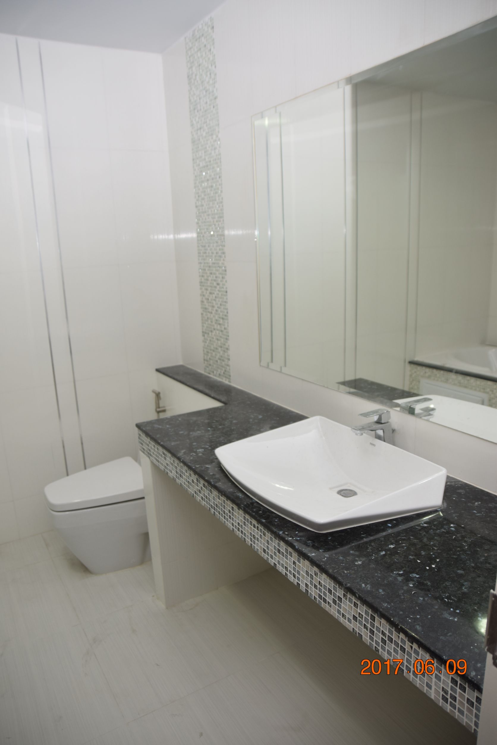 ขาย The Front ร่มเกล้าสุวรรณภูมิอาคารพาณิชย์3ชั้นรูปแบบทันสมัยทำเลโดดเด่นติดถนนร่มเกล้า หน้าสนามบินสุวรรณภูมิ