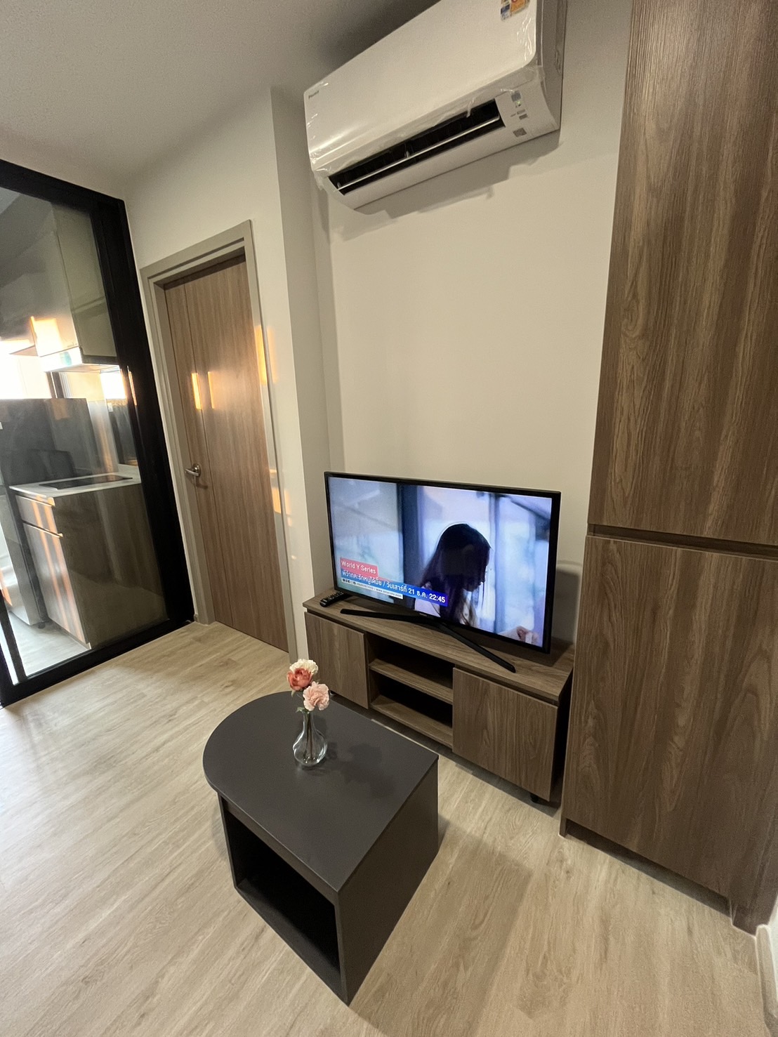 ปล่อยเช่าคอนโด Nue Core Khu Khot Station (นิว คอร์ คูคต สเตชัน) - ห้องใหม่มือแรก 1ห้องนอน 1ห้องน้ำ 1ห้องนั่งเล่น 1ห้องครัว - ใกล้ BTS คูดต - ขนาดห้อง 26.45 ตรม. ชั้น 7 ตึก D