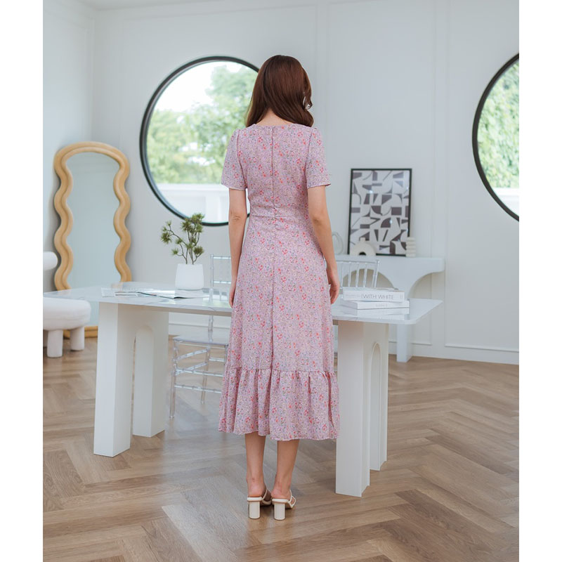 kudapy เดรสยาวสีชมพู/สีดำ/สีเขียว ผ้าลื่นลายดอก ใส่สบายๆ สไตล์สาวเดรสเวิลด์ ปลายระบาย งานน่ารักมาก