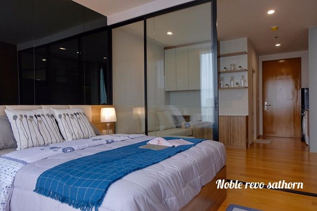 ให้เช่า Noble Revo Silom (โนเบิล รีโว สีลม) ติด BTS สุรศักดิ์ ชั้นสูงวิวดีไม่บล๊อควิว