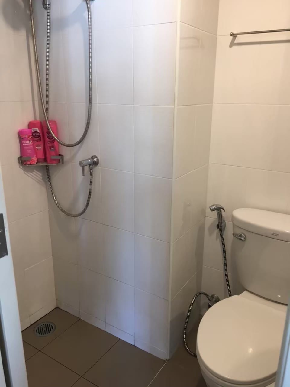 ให้เช่าห้องน่าอยู่พร้อมเข้าได้เลยโซนอ่อนนุช 46 สอบถามแอด Line ID : Smile-easy ที่ ลุมพินี วิลล์ อ่อนนุช 46