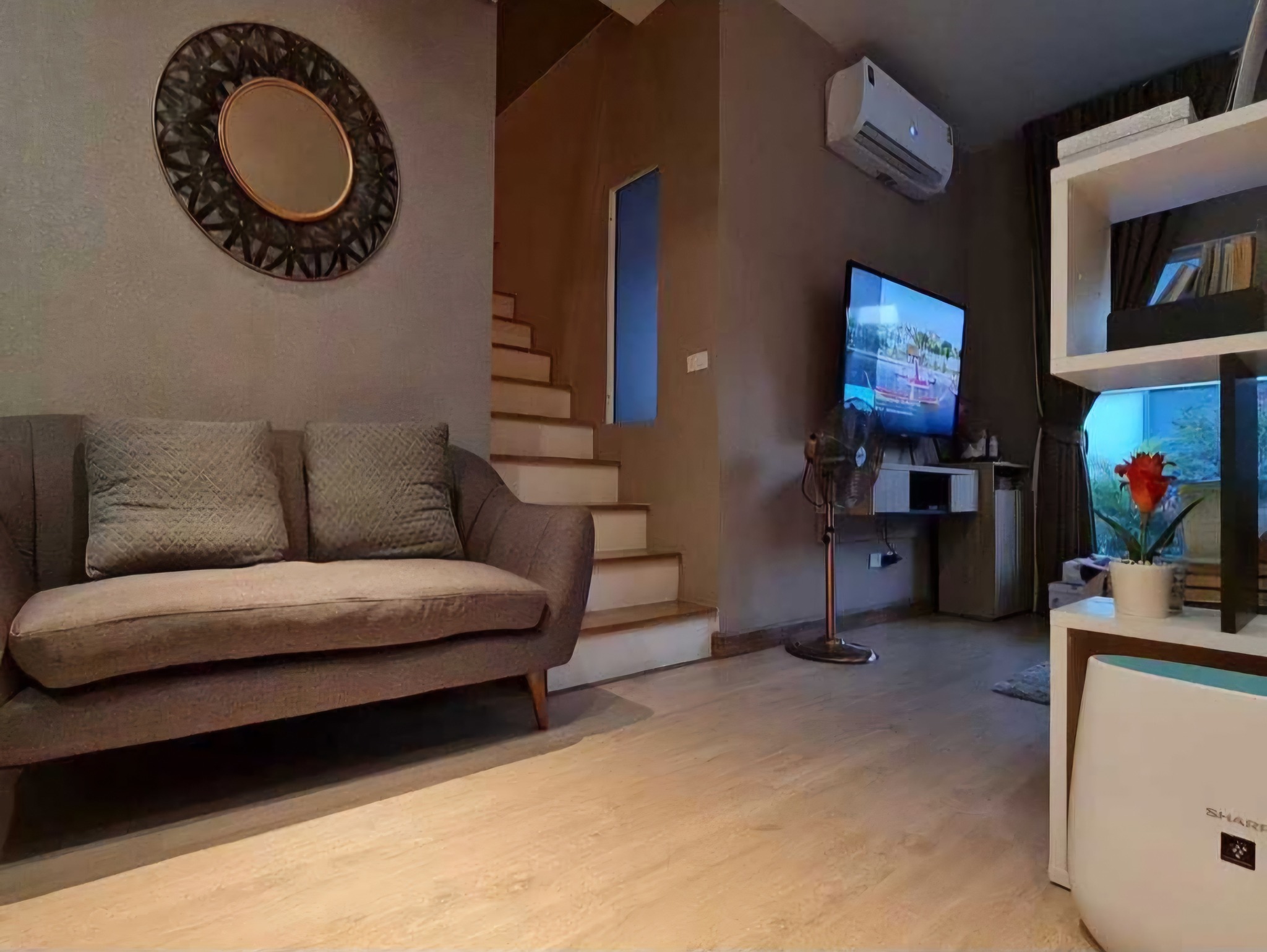 ให้เช่าเช่าบ้านทาวน์โฮม (The Connect ) เดอะคอนเนค รามอินทรา-มีนบุรี 2 ราคาเช่า 26,000 บาท/เดือน (สัญญารายปี) 17.80 ตรว. พื้นที่ใช้สอย 52 ตรม. 3 ห้องนอน 2 ห้องน้ำ 2 ที่จอดรถ