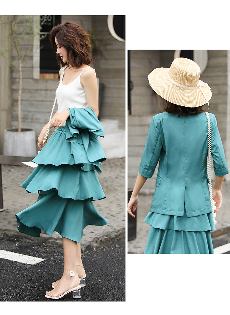 ชุดเซ็ทเสื้อและกระโปรงยาวสีเขียว สวยสุภาพค่ะ ใส่ทำงานได้ค่ะ