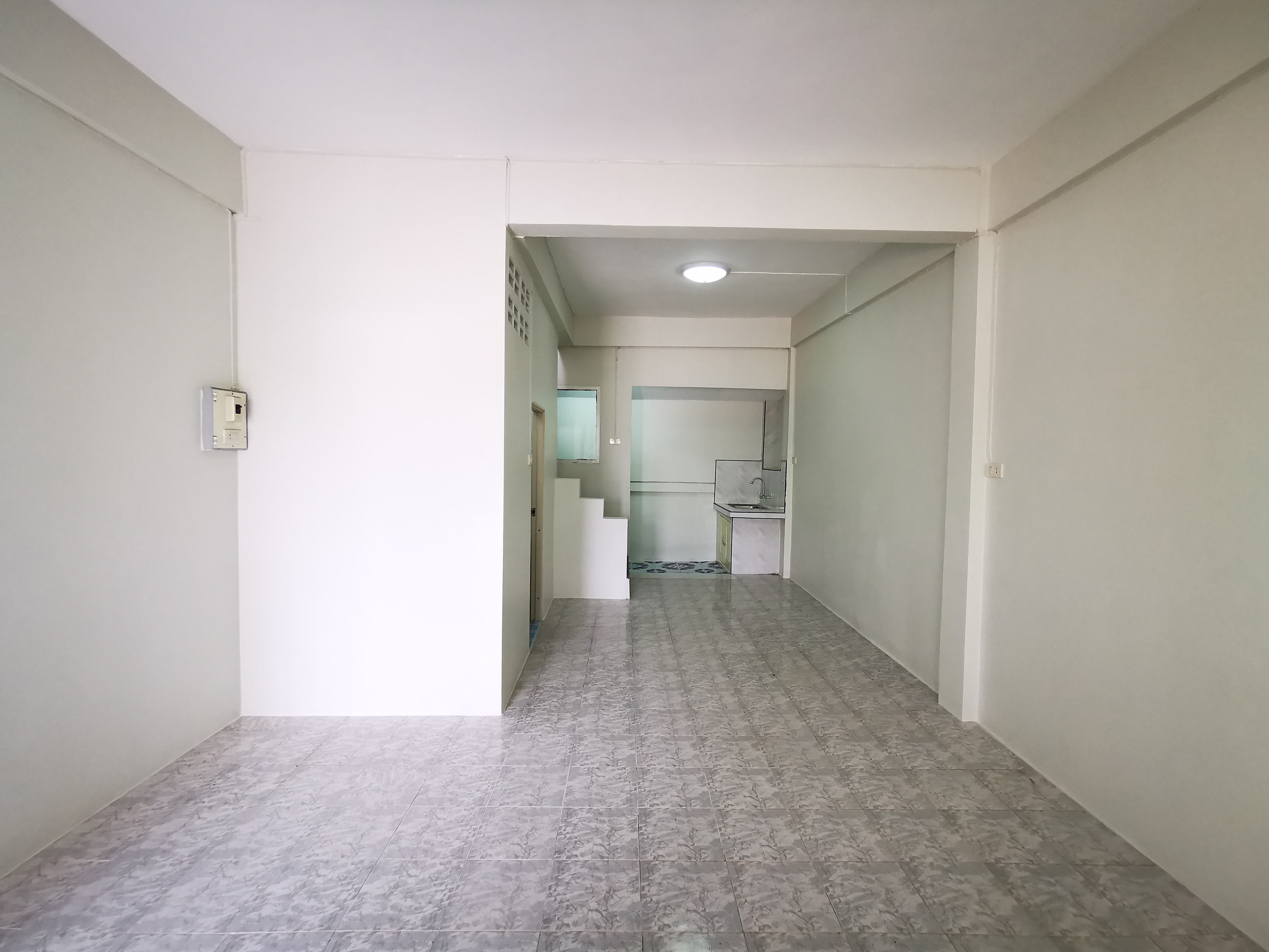 ขายบ้านพลอยสยาม 2ชั้น ดาวน์ 0 กู้ 100 กู้ไม่ผ่าน ผ่อนตรงบริษัทได้ ใกล้แยกศักดิ์ชัย เซ็นทรัล โรบินสัน ตลาดพลอย จันทบุรี ตกแต่งใหม่ ฟรีเฟอร์นิเจอร์ Townhouse Near Robinson Gems Market Chanthaburi renovated free furniture