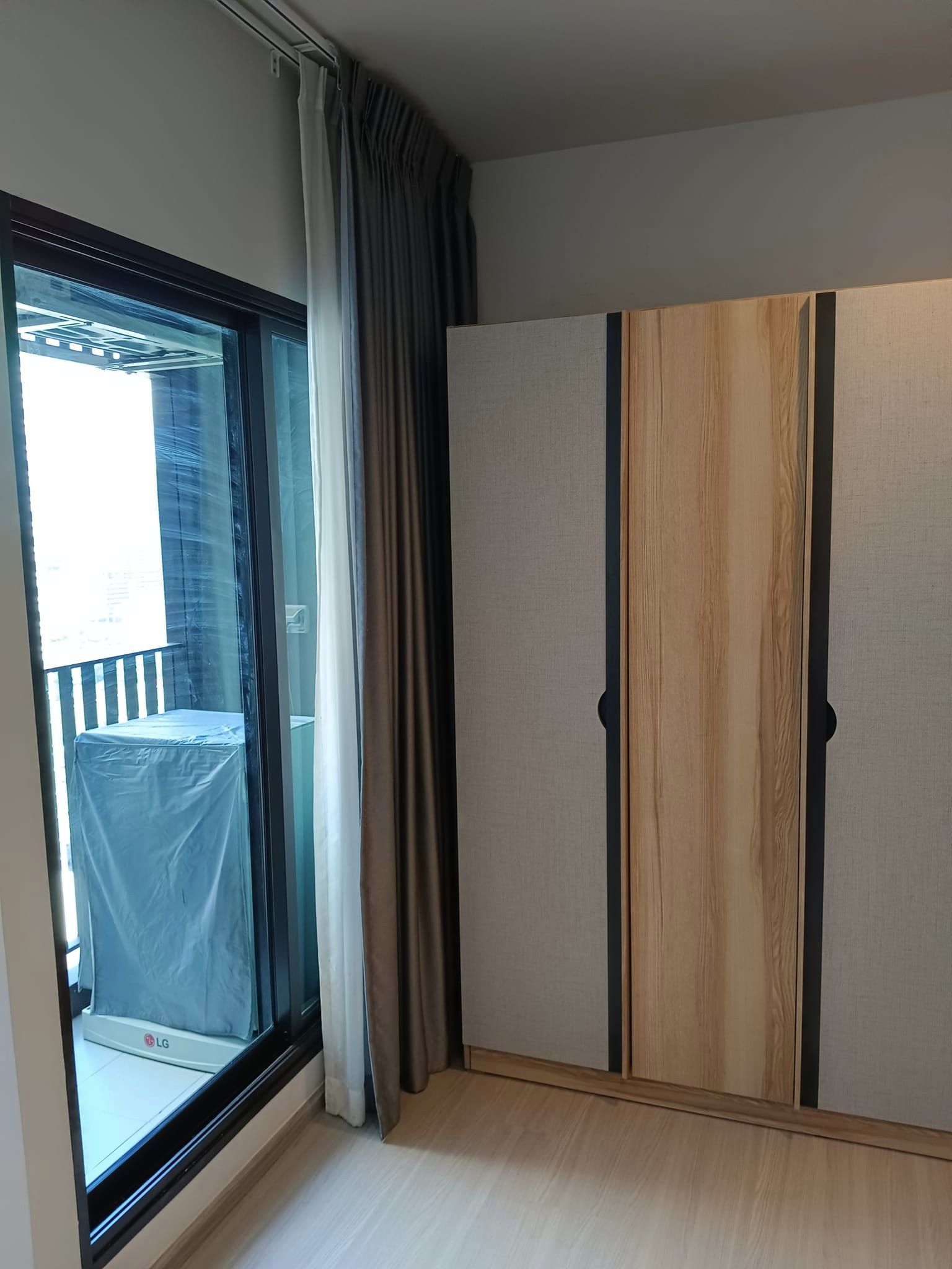 ปล่อยเช่าคอนโด Life Asoke - Rama 9 (ไลฟ์ อโศก - พระราม 9) - Studio 1ห้องน้ำ 1ห้องครัว - ใกล้ MRT พระราม 9 - ขนาดห้อง 26 ตรม. ชั้น 26 ตึก B