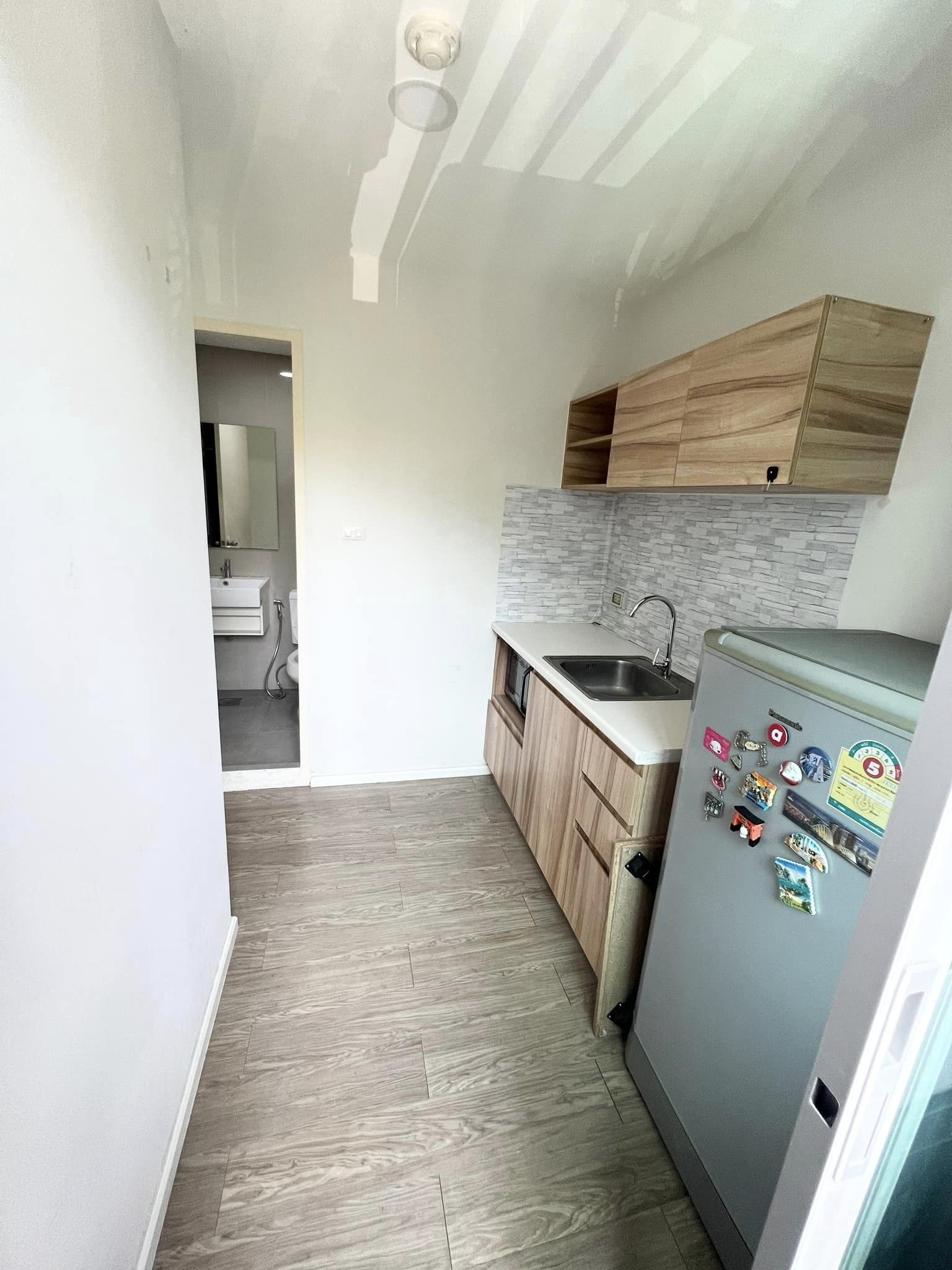 ปล่อยเช่าคอนโด Happy Condo Donmuang (แฮปปี้ คอนโด ดอนเมือง) - 1ห้องนอน 1ห้องน้ำ 1ห้องนั่งเล่น - ใกล้ สนามบินดอนเมือง - ขนาดห้อง 24 ตรม. ชั้น 3 ตึก C