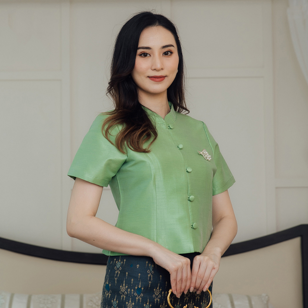 kudapy เซ็ทเสื้อผ้าไหม + ผ้าถุงทอลายไหมแพรวากาฬสินธุ์ สีเขียว