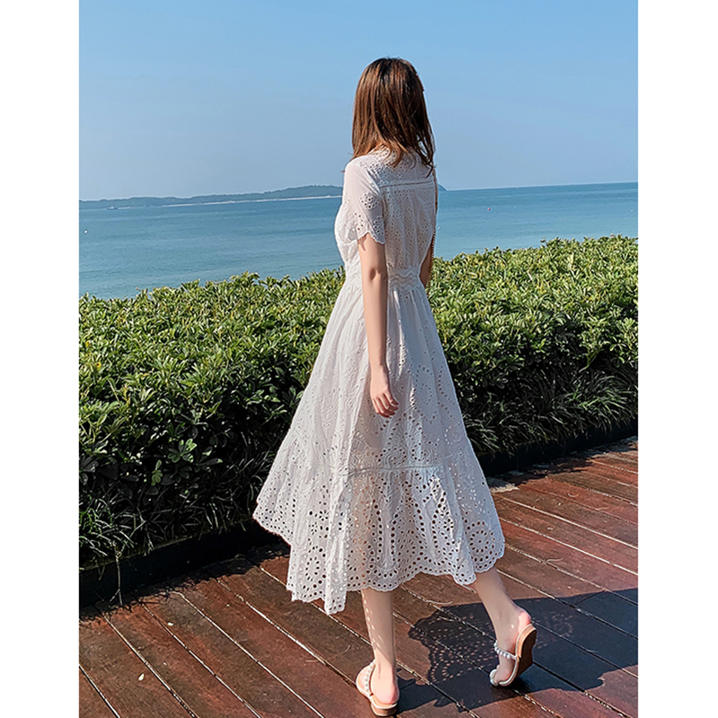 kudapy ชุดแม็กซี่เดรสยาวสีขาว คอวีแขนสั้นทรงสวยๆๆ ผ้าคอตตอนสีขาว งานฉลุทั้งตัว XL