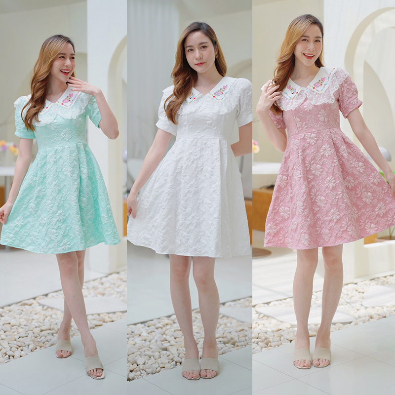 kudapy เเดรสสั้นคอปกสีเขียว/สีชมพู/สีขาว ลายดอกนูนปกระบายแขนสั้นใส่สวยดูดีสบายตัวน่ารัก
