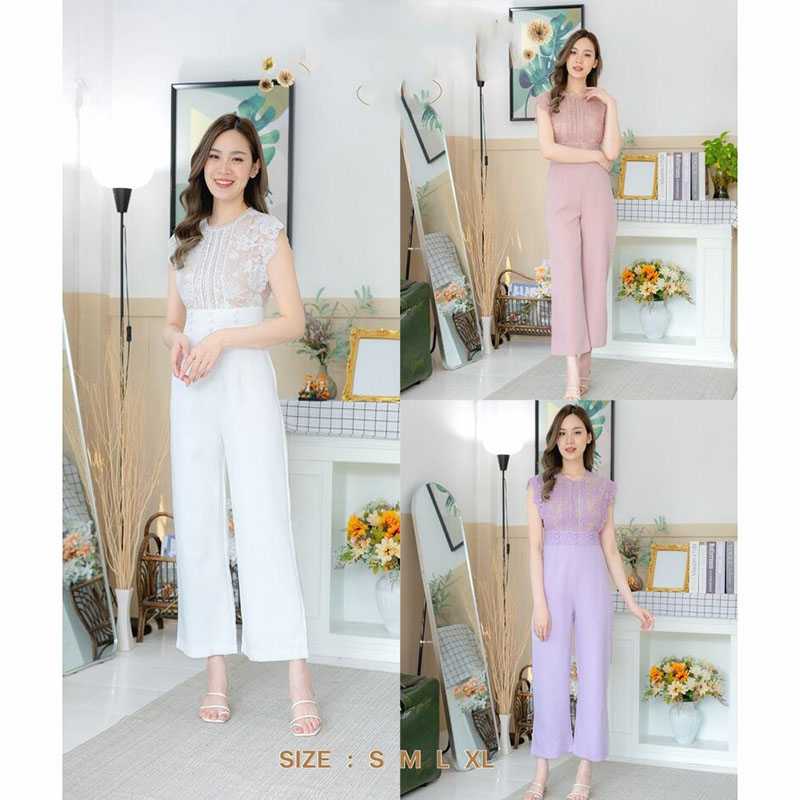 kudapy จั้มสูทขายาวสีชมพู/สีม่วง/สีขาว ขายาวทรงตรง แขนกุด แต่งผ้าระบายดอกคอกลม งานซิปหลัง
