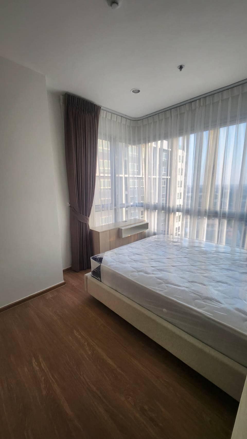 สนใจชมห้องติดต่อได้เลย Line ID: Smile-easy ปล่อยเช่าคอนโด เดอะ โพรดิจี้ เพชรเกษม 62 (The Prodigy Phetkasem 62) - 2ห้องนอน 2ห้องน้ำ 1ห้องนั่งเล่น - ใกล้ MRT บางแค - ขนาดห้อง 52.62 ตรม. ชั้น 29 ตึก B