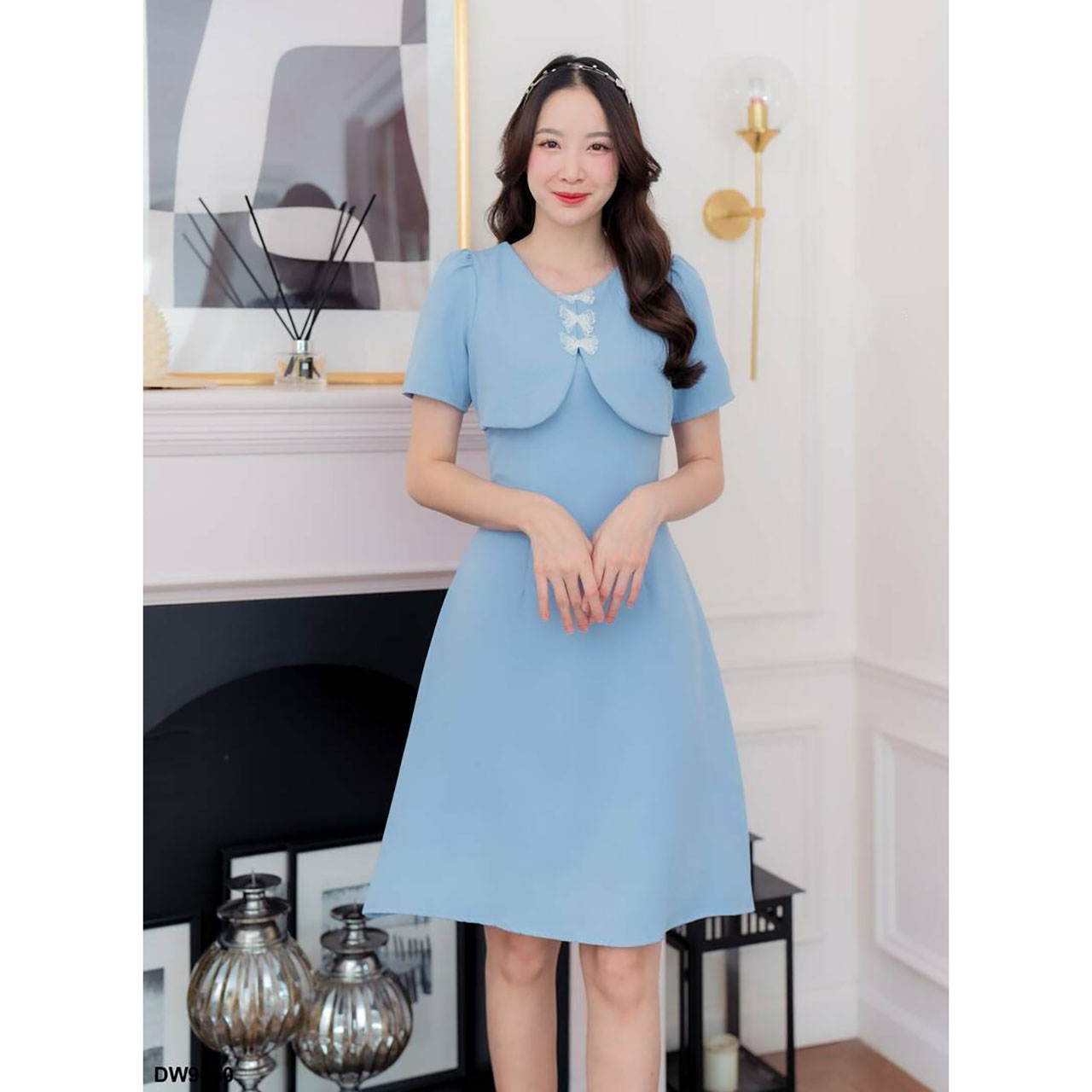 kudapy เดรสสั้นสีชมพู/สีขาว/สีฟ้า ผ้าพื้นแขนตุ๊กตาติดโบว์3ชิ้น