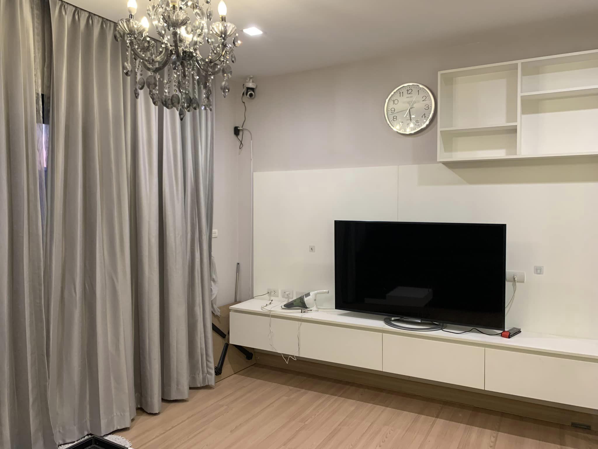 ปล่อยเช่าคอนโด Urbano Absolute Sathon - Taksin (เออบาโน่ แอบโซลูท สาทร - ตากสิน) - 2ห้องนอน 2ห้องน้ำ 1ห้องนั่งเล่น 2ระเบียง - ใกล้ BTS กรุงธนบุรี / ไอคอนสยาม - ขนาดห้อง 75 ตรม. ชั้น 14