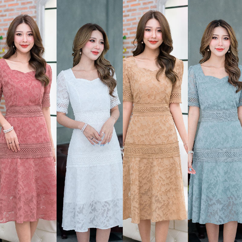 kudapy เดรสสั้นสีขาว/น้ำตาล/ชมพูปูน/เทาอมเขียว ดีเทลแต่งลูกไม้คาดช่วงเอวและสะโพก ปลายแขนแต่งจั้มสวยหวานน่ารักมากๆ