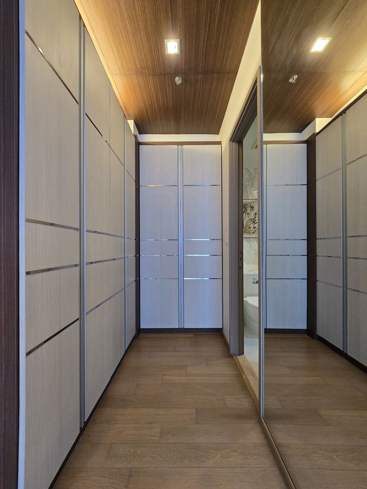 สนใจชมห้องติดต่อได้เลย Line ID: Smile-easy ปล่อยเช่าคอนโด HQ Thonglor by Sansiri (เฮชคิว บาย แสนสิริ) - 1ห้องนอน 1ห้องน้ำ 1ห้องนั่งเล่น - ใกล้ BTS ทองหล่อ - ขนาดห้อง 50 ตรม. ชั้น 26