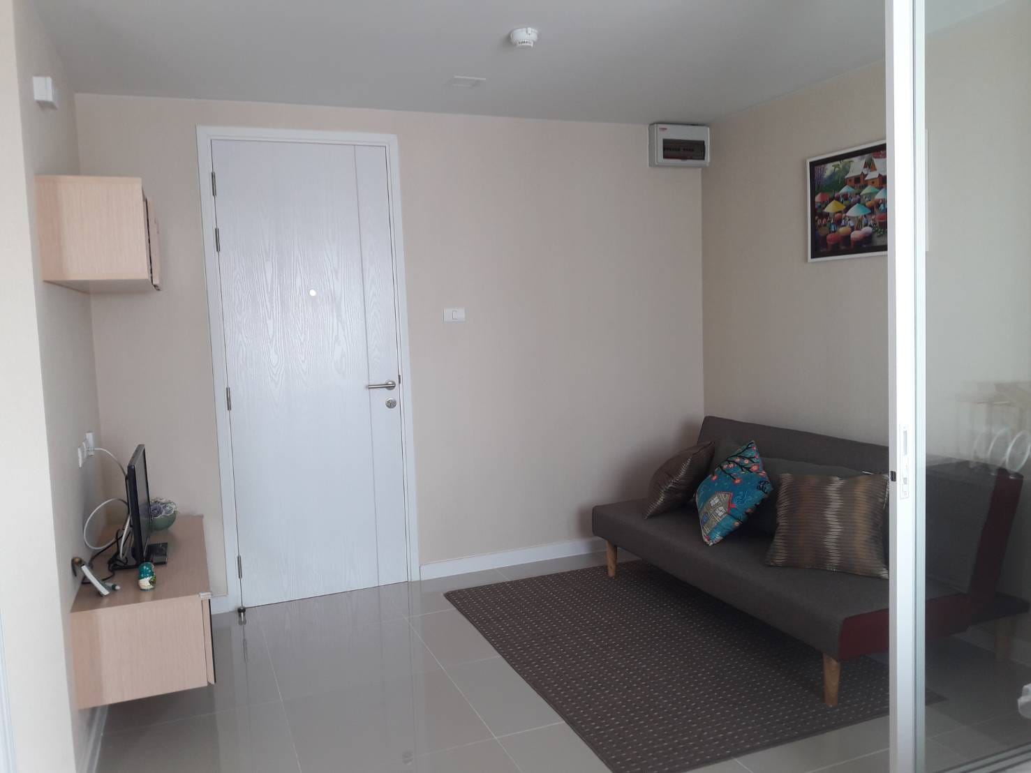 ปล่อยเช่า JW Condo @ Don Mueang : เจ ดับบลิว แอท ดอนเมือง - โซนพื้นที่ สนามบินดอนเมือง 1ห้องนอน 1ห้องน้ำ 1ห้องนั่งเล่น - ขนาดห้อง 27 ตรม. ชั้น 5 ตึก E - ให้เช่า 7,500 ต่อเดือน
