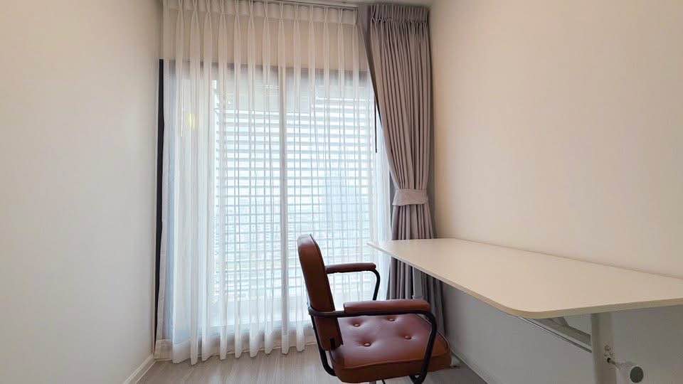 ปล่อยเช่าคอนโด Denim Jatujak (เดนิม จตุจักร) โซน BTS หมอชิต MRT จตุจักร ห้องแบบ 1ห้องนอน / 1ห้องอเนกประสงค์ / 1ห้องน้ำ / โซนครัวปิด ขนาดห้อง 34.5 ตรม. ชั้น 12A