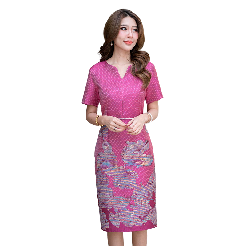 kudapy เดรสสั้นทอลายผสมดิ้นเงินสีชมพูบานเย็น คอวีแขนสั้น สีพื้นก็จะมีลายจุดสีเงินเล็กเดรสทรงเอ งานเก็บสวยมากจริงค่ะ
