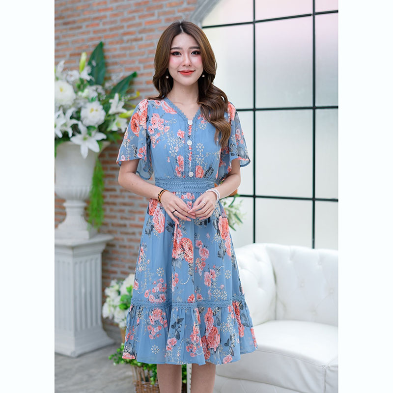 kudapy เดรสสั้นสีฟ้า/สีกรม ผ้าชิฟฟ่อนสวยหวานเป็นงานปักฉลุทั้งตัว