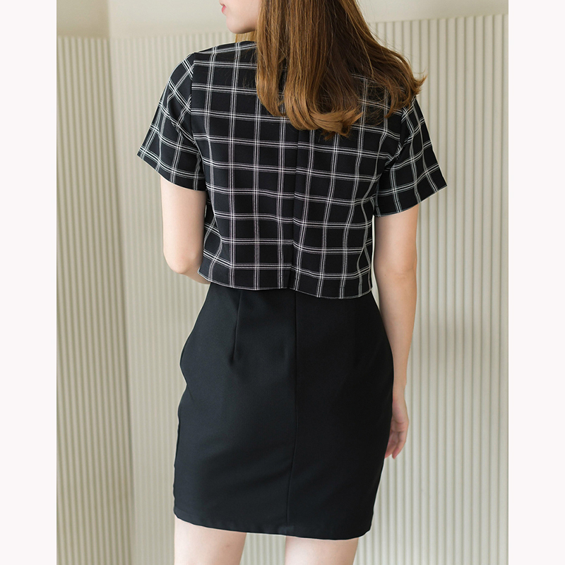 kudapy เดรสสั้นใส่ทำงาน สีเทาอมเขียว/สีดำ/สีเบจ/สีเทา คอวี ซิปหลังใส่ง่าย ผ้าลายตาราง