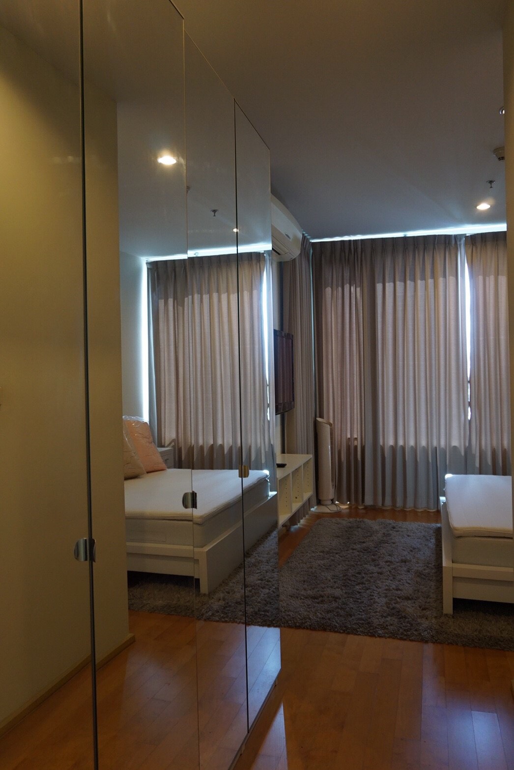 Villa Rachatewi (วิลล่า ราชเทวี)ให้เช่าคอนโดห้อง Duplax2ชั้น แต่งครบพร้อมอยู่