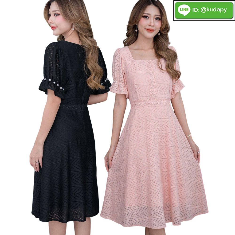 kudapy เดรสสั้นลูกไม้เนื้อดีคอเหลั้ยม แขนจั้มปลาย สีชมพูโอรส สีดำ คัดผ้ามาสวยมากคะ ผ้าเนื้อดีไม่เป็นขุย ไม่ย่นผ้าทอลายแน่นสวยและมีน้ำหนัก ลายชัด เนื้อนิ่มใส่สบายด้วยน๊า ดีไซน์ก็สวยหวานน่ารักมากๆค่ะ