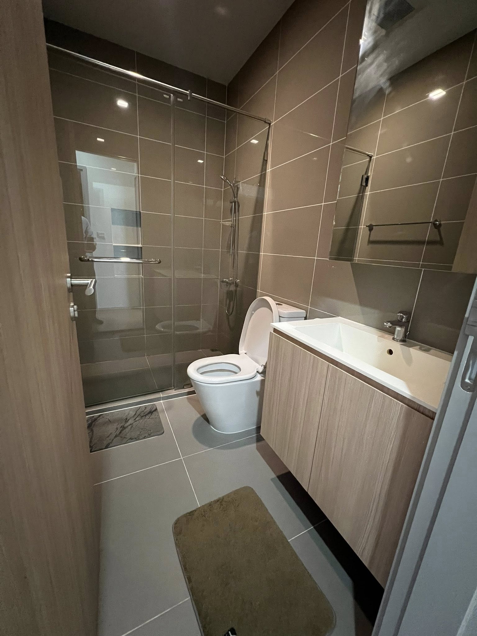 ขายด่วนไม่เคยปล่อยเช่าคอนโด M Jatujak (เอ็ม จตุจักร) High Rise โซนพื้นที่ MRT จตุจักร BTSหมอชิต เลี้ยงสัตว์ได้แบบเปิดเผยไม่ต้องแอบ