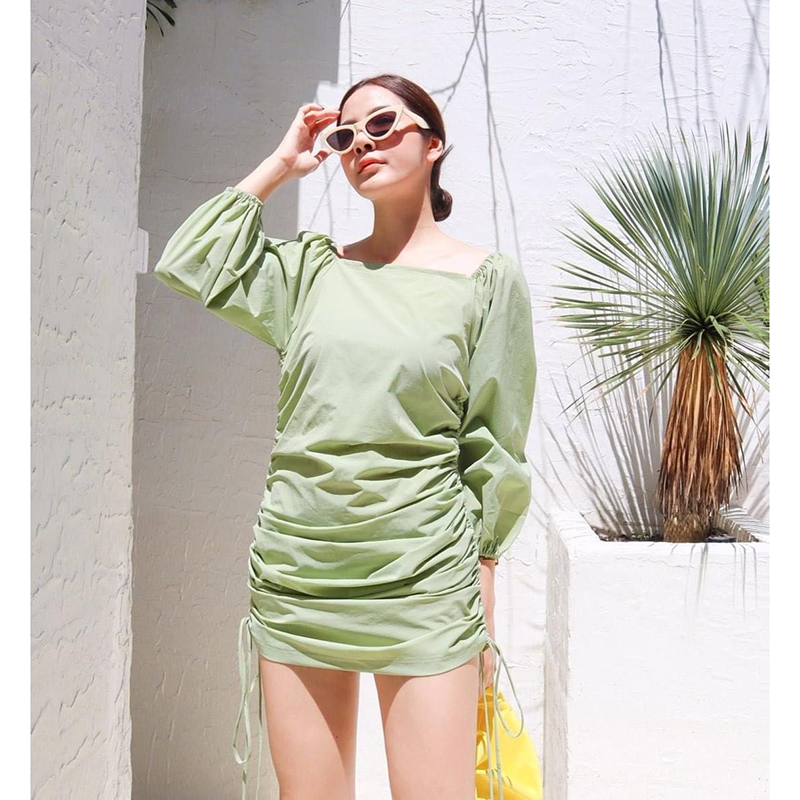 kudapy เดรสสั้นสีชมพู/ม่วง/เหลือง/เขียว ซิปหลังใส่ง่าย แขนพองนิดๆ คือแซ่บ เนื้อผ้าดียืดหยุ่นได้