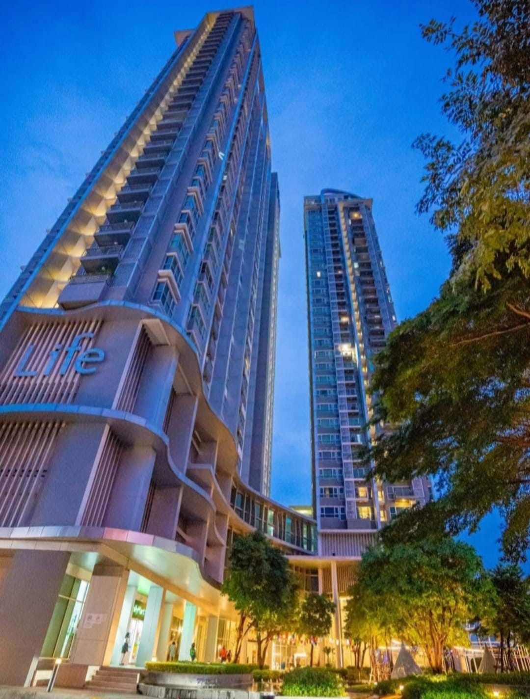 ปล่อยเช่าคอนโด Life Ratchadapisek (ไลฟ์ รัชดาภิเษก) - 1ห้องนอน 1ห้องน้ำ 1ห้องนั่งเล่น 1ห้องครัว - ใกล้ MRT ห้วยขวาง - ขนาดห้อง 31 ตรม. ชั้น 10 ตึก A