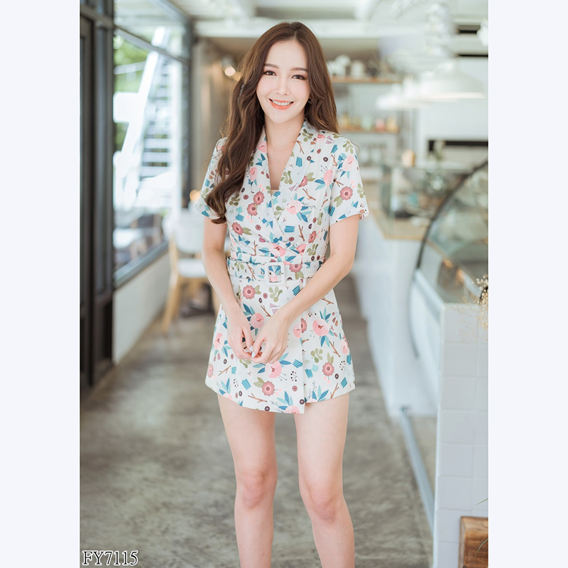 kudapy จั้มสูทกางเกงขาสั้นสีชมพู,เขียว,ครีม สวยใสใส่สบายตัวเนื้อผ้าดีมากๆ