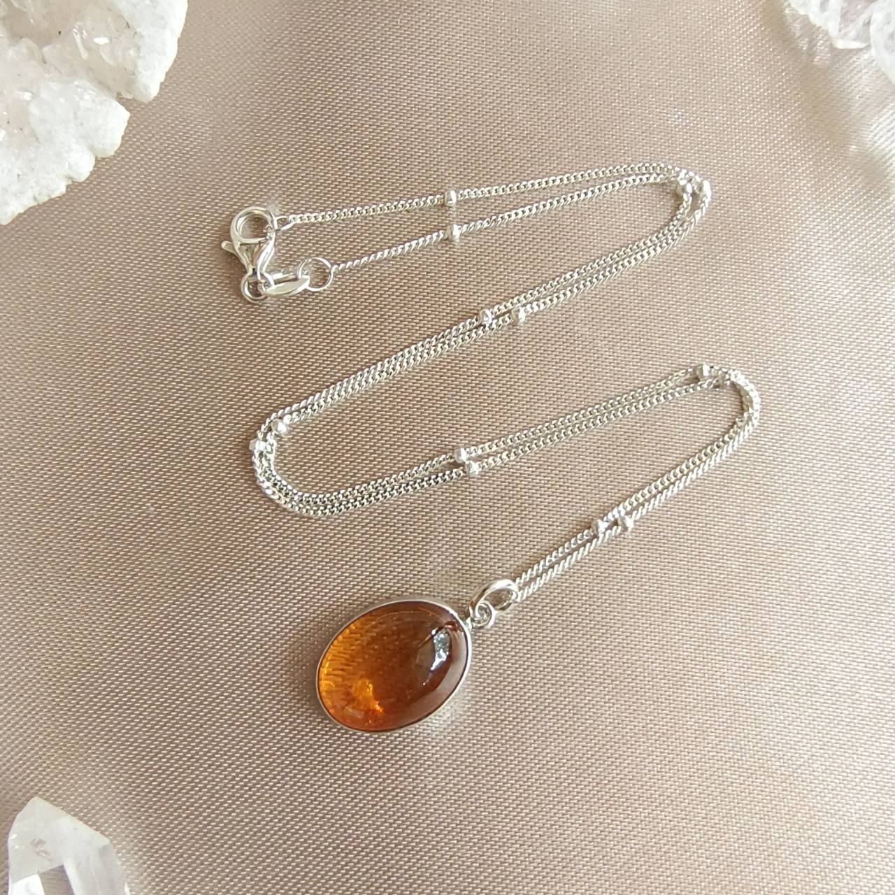 สร้อยคอเงินจี้อำพัน Amber