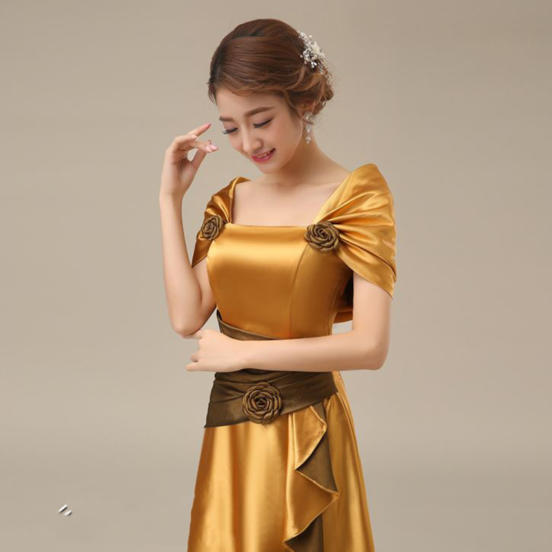 kudapy ชุดราตรียาวสีทอง ปิดไหล่ แต่งดอกกุหลาบจับจีบสวย ผ้าซาติน