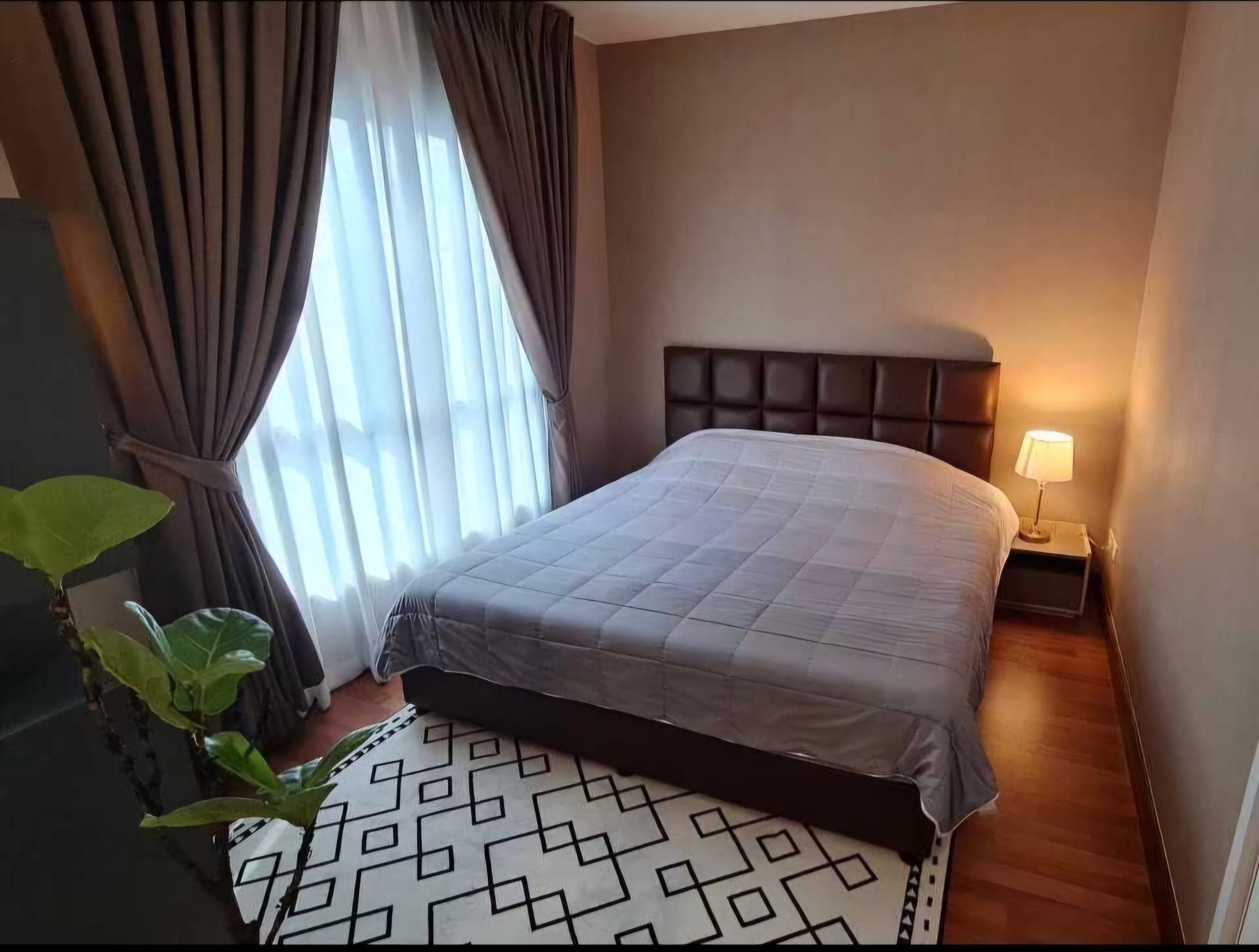 ให้เช่าเช่าบ้านทาวน์โฮม (The Connect ) เดอะคอนเนค รามอินทรา-มีนบุรี 2 ราคาเช่า 26,000 บาท/เดือน (สัญญารายปี) 17.80 ตรว. พื้นที่ใช้สอย 52 ตรม. 3 ห้องนอน 2 ห้องน้ำ 2 ที่จอดรถ