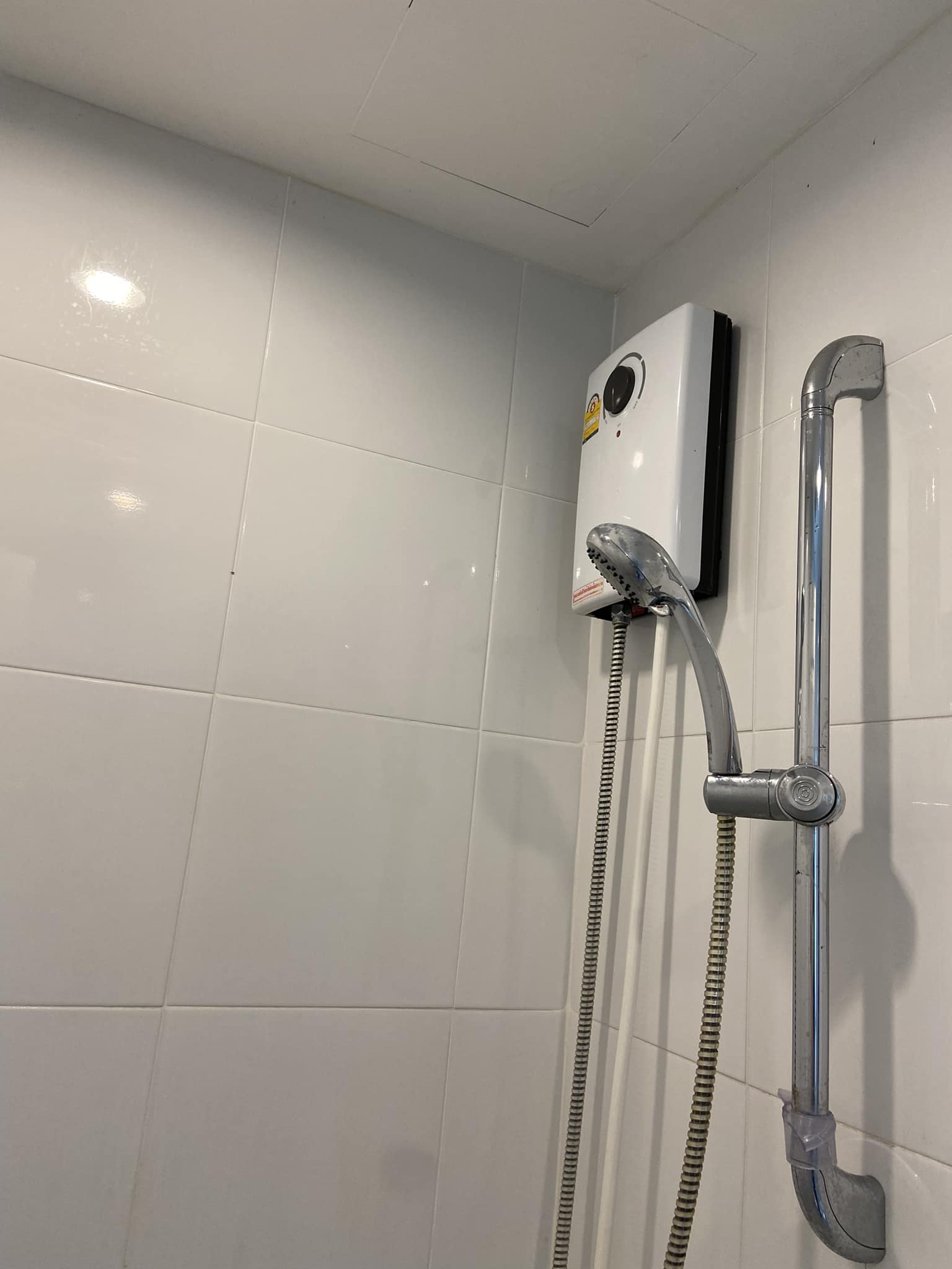 ให้เช่า The Niche ID Serithai (เดอะนิช ไอดี เสรีไทย) เฟอร์นิเจอร์ครบพร้อมเข้าอยู่