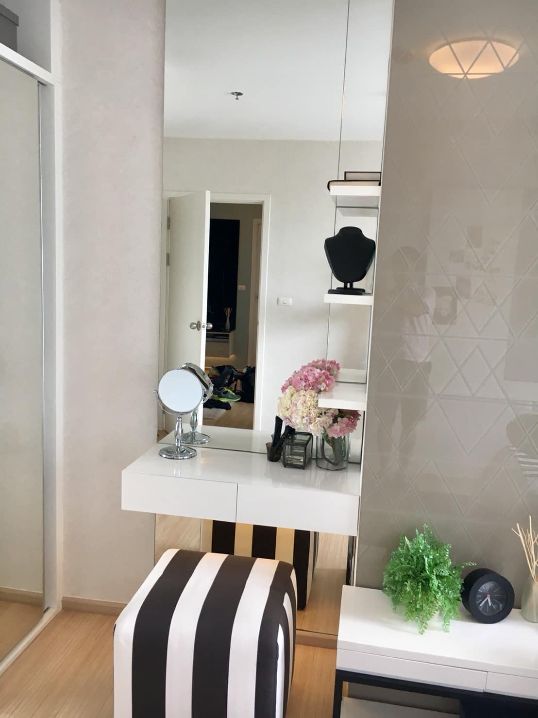 ให้เช่าห้องแบบ 2ห้องนอน 2ห้องน้ำ โซนพื้นที่ The Mall Bangkae MRT หลักสอง คอนโด Fuse Sense' Bangkae (ฟิวส์ เซนเซ่ บางแค) ขนาดห้อง 45 ตรม. ชั้น 6