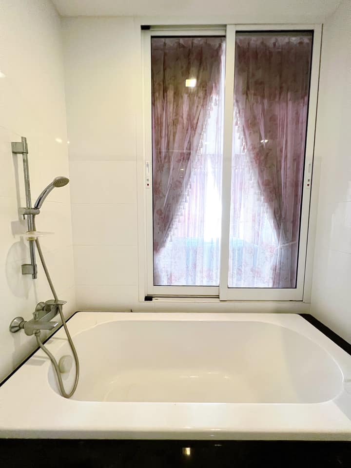 ขายคอนโด The Coast Condominium (เดอะ โคสต์ คอนโดมิเนียม) - 1ห้องนอน 1ห้องน้ำ 1ห้องนั่งเล่น - ใกล้ BTS บางนา - ขนาดห้อง 44.5 ตรม. ชั้น 18 ตึก A ห้อง 222/98