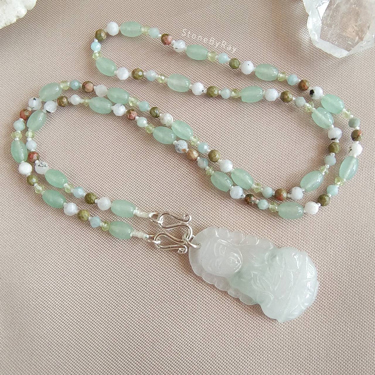 สร้อยคอเชือกถักหินรวม5ชนิดกับจี้เจ้าแม่กวนอิมหยก