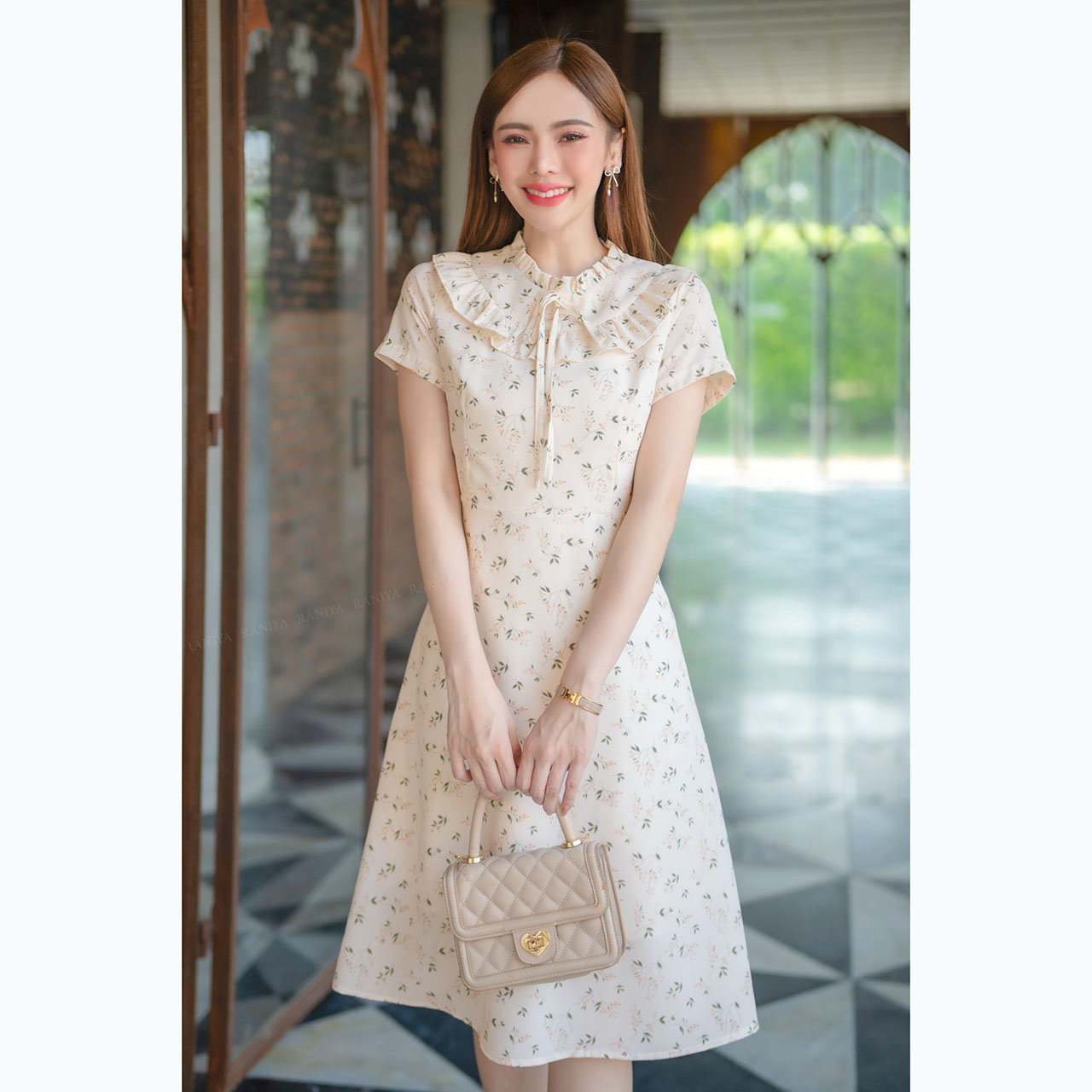 kudapy เดรสสั้นสีชมพูอ่อน/สีเขียวอ่อน/สีครีม เนื้อผ้าชิฟฟ่อนนุ่ม ใส่สบายงานซิปซ่อนหลัง มีซับในให้ในตัว ชุดทรงเอเบาใส่สบายไม่ร้อน