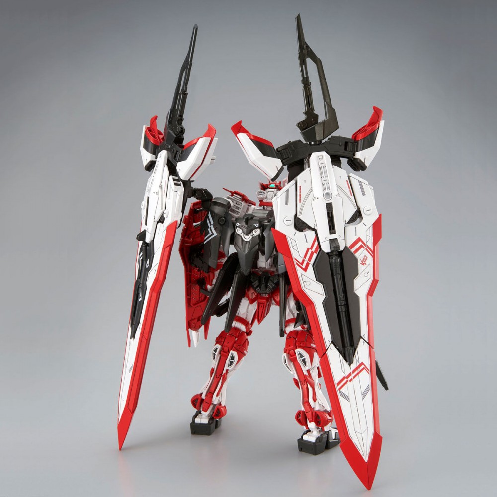 bandai 4573102635303 P-bandai MG 1/100 MBF-02VV Gundam Astray Turn Red