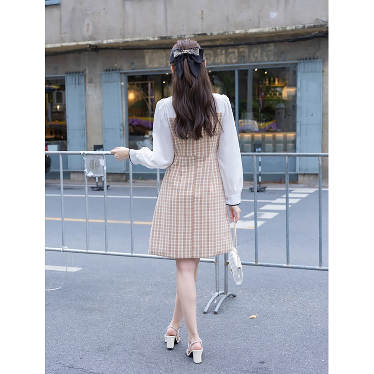 kudapy เดรสสั้นสีครีม/สีชมพู/สีดำ คอปกแขนยาวขาวผ้าทวิต