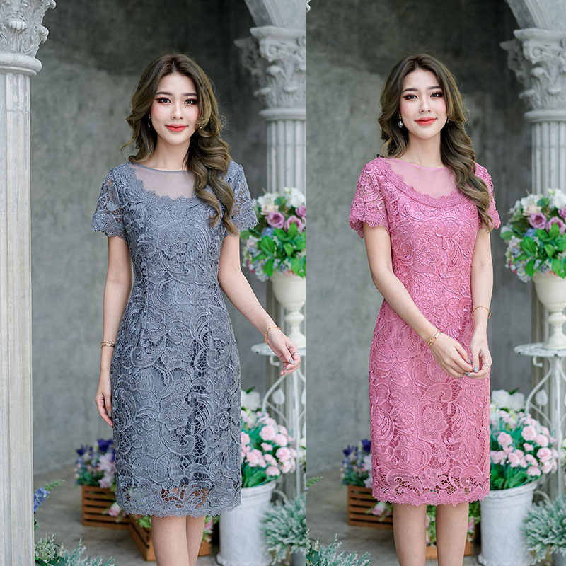 kudapy เดรสสั้นสีชมพู/สีเทา ลูกไม้เงา ทอลายสวย ใช้ลูกไม้เนื้อดีทอลายแน่น ดีไซน์ชุดเก๋แบบคว้านคอแต่งซีทรูช่วงอก