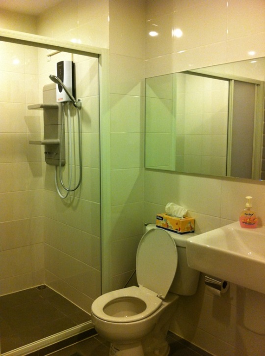 ขาย แอสปาย พระราม 9 / Sell ASPIRE RAMA 9 เฟอร์พร้อมเครื่องใช้ไฟฟ้า