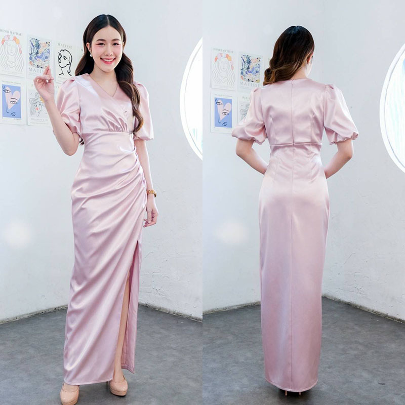 kudapy เดรสยาวสีกรมท่า/สีโรสโกลด์/สีพิ้งค์โกลด์/สีฟ้า/สีเขียวเบจ เนื้อผ้า ดัชเชสอัดกาว เงาสว คอวี แขนสั้น ใส่ออกงานสวยดูดี