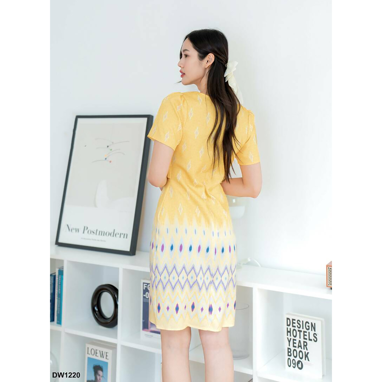 kudapy เดรสสั้นสีเหลือง/สีม่วง/สีฟ้า ลายไทยแต่งกั๊กผูกโบว์