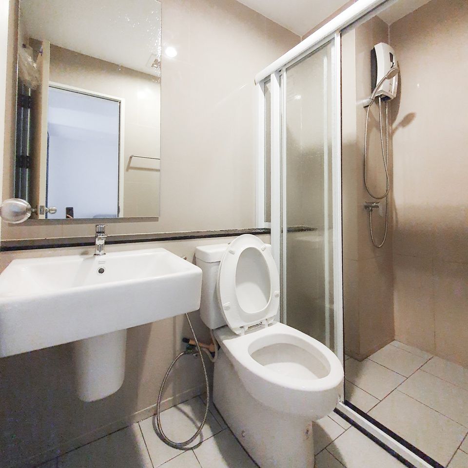 ให้เช่า Aspire Sathorn – Ratchapruek ชั้น23 วิวสระ ตกแต่งพร้อมเข้าอยู่