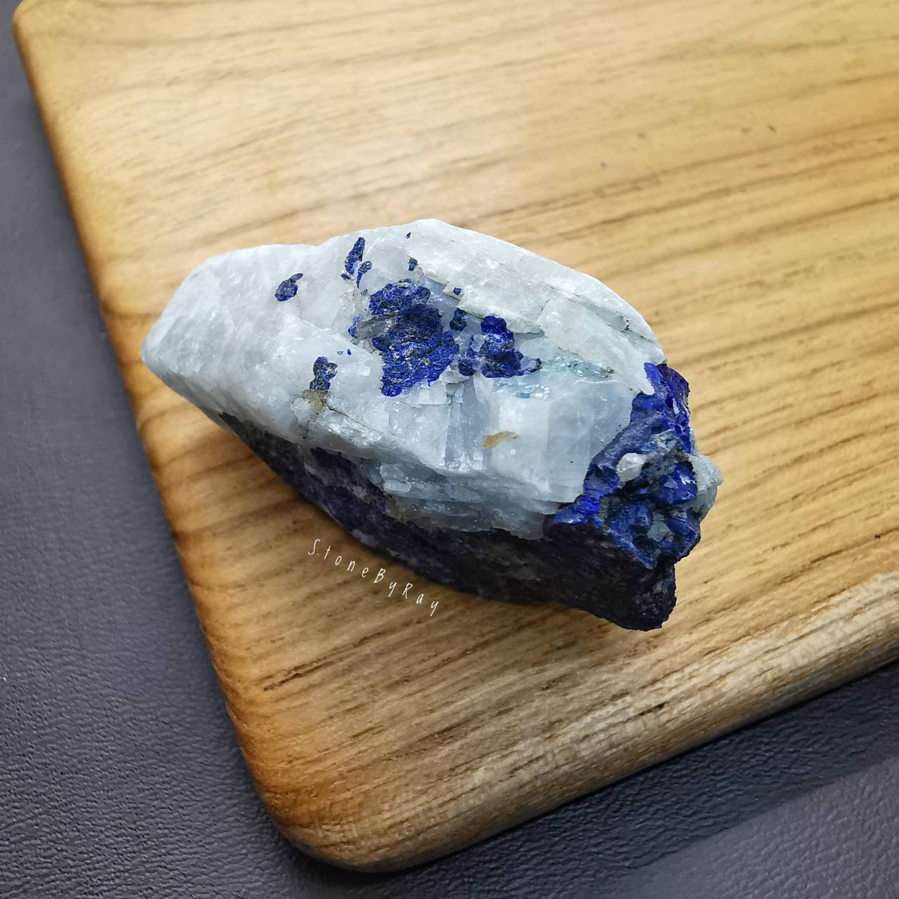 หินลาพิสลาซูลีก้อนธรรมชาติ Lapis Lazuli