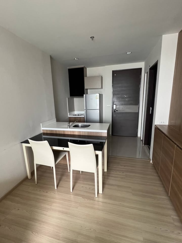 ให้เช่าคอนโด Rhythm Sathorn (ริธึ่ม สาทร) - โซนพื้นที่ BTS สะพานตากสิน - ห้องแบบ 1ห้องนอน 1ห้องน้ำ