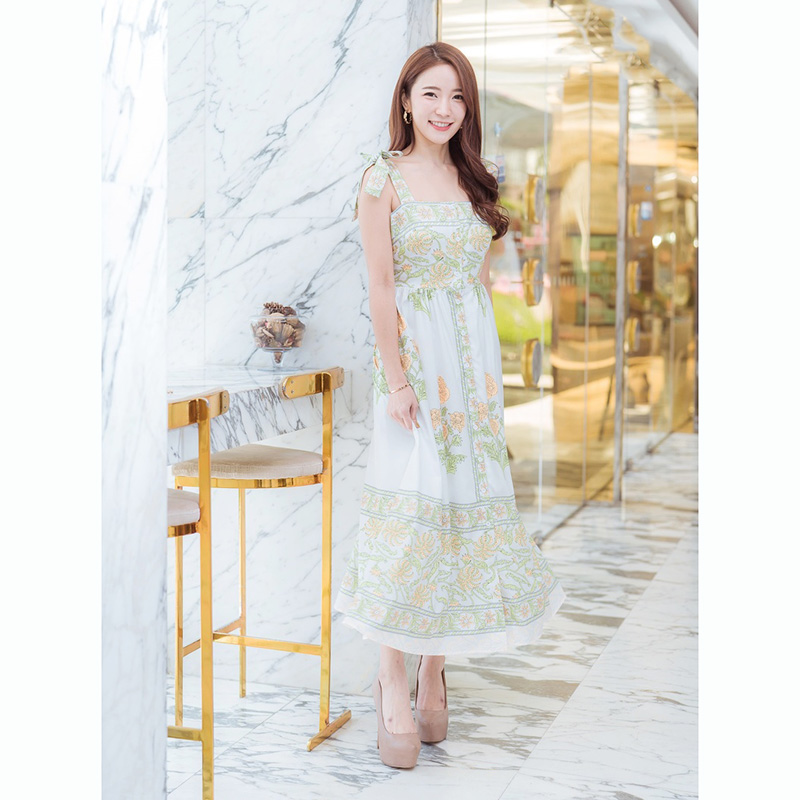 kudapy เดรสยาวสีเหลือง/สีม่วง สายเดี่ยวลายดอกไม้สวยดูดีน่ารักมากๆ